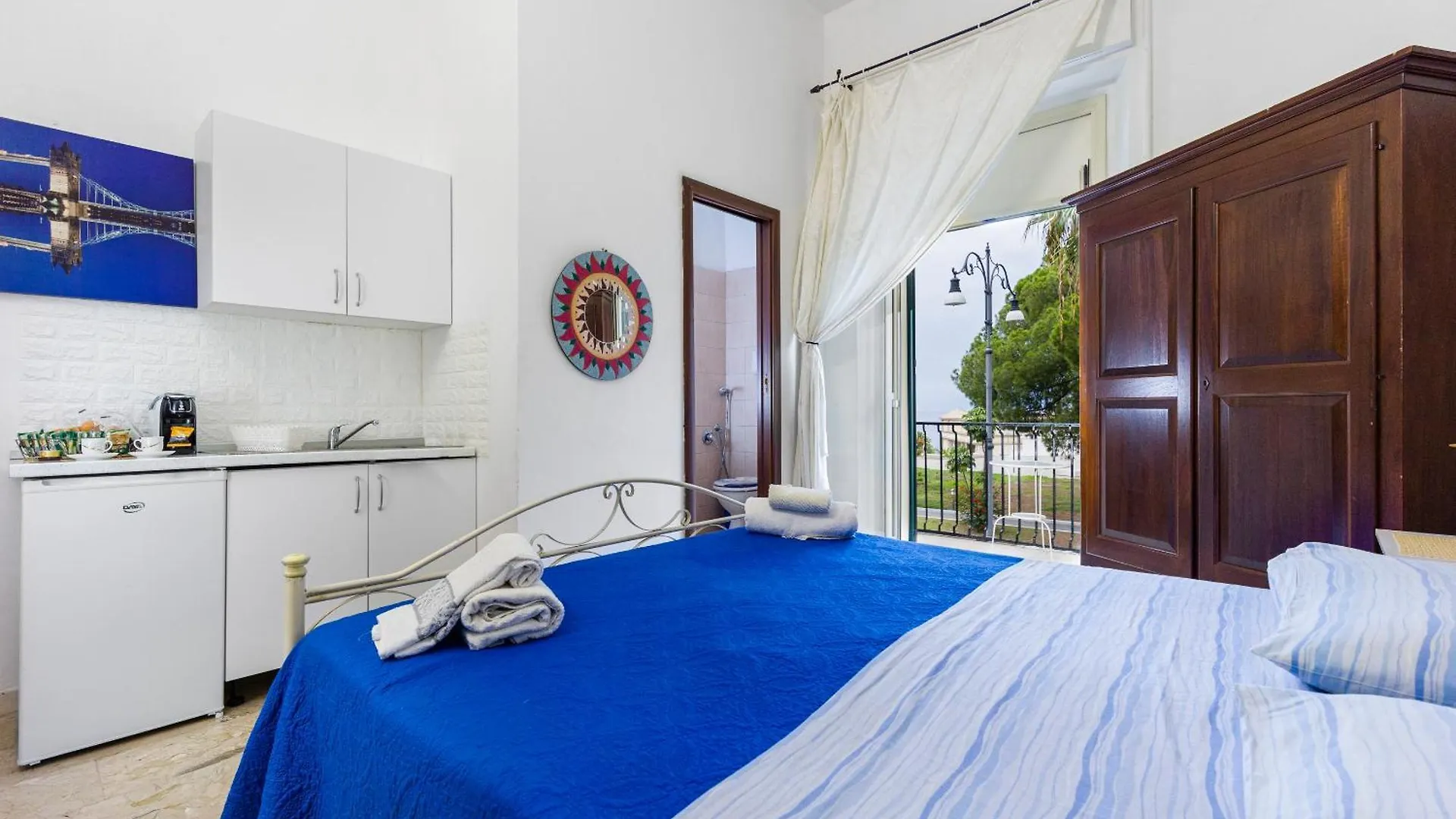Bed & Breakfast Bed and Breakfast Il Balcone Sullo Stretto Reggio Calabria Italia